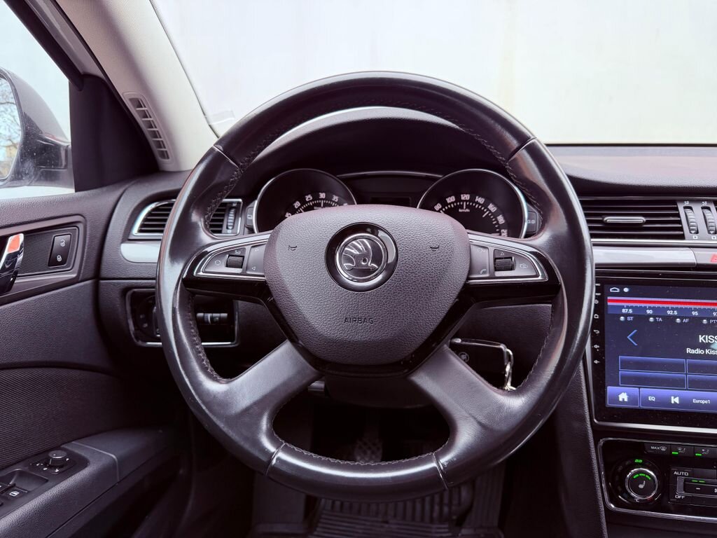 Škoda Superb Sedan 2,0 l 103 kw