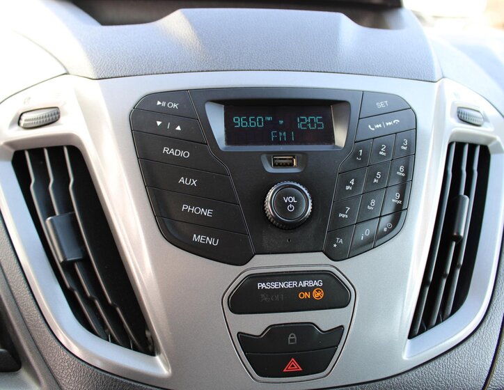 Ford Transit Custom Užitková 2,2 l 74 kw