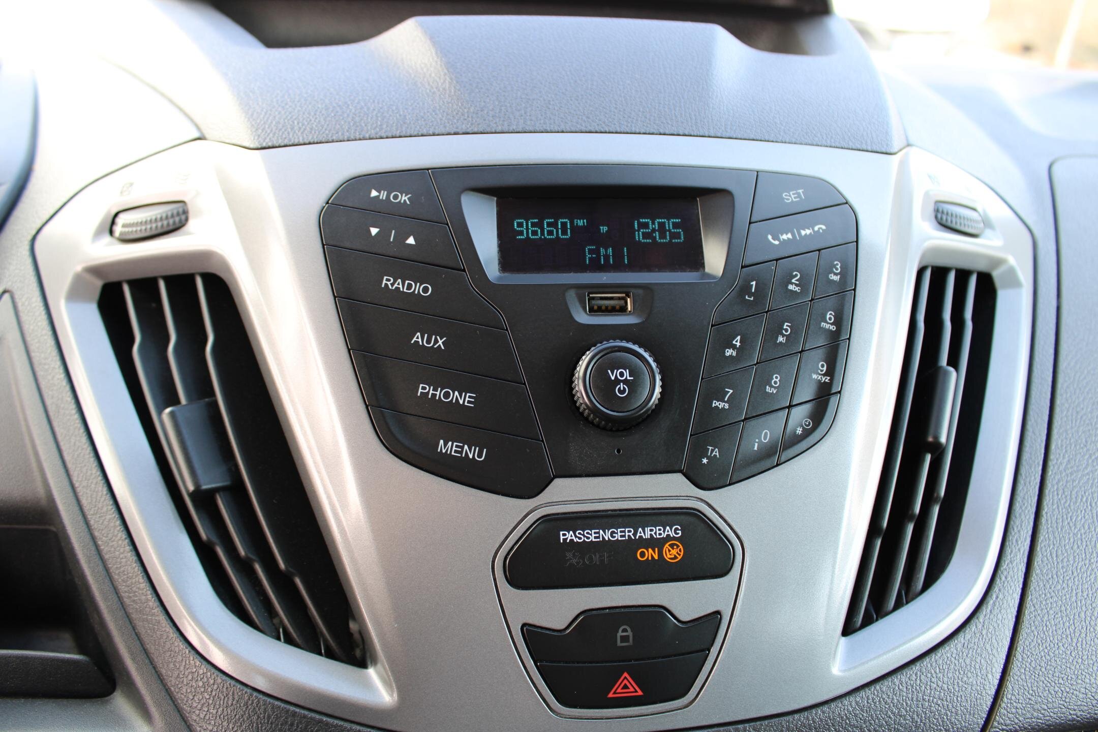 Ford Transit Custom Užitková 2,2 l 74 kw