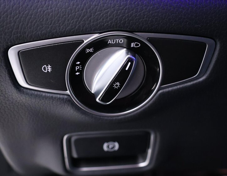 Mercedes-Benz Třídy S Sedan / Limuzína 3,0 l 190 kw