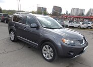 Mitsubishi Outlander SUV / Terénní 2,4 l 125 kw