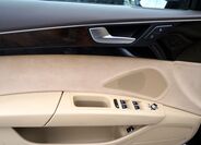 Audi A8 15