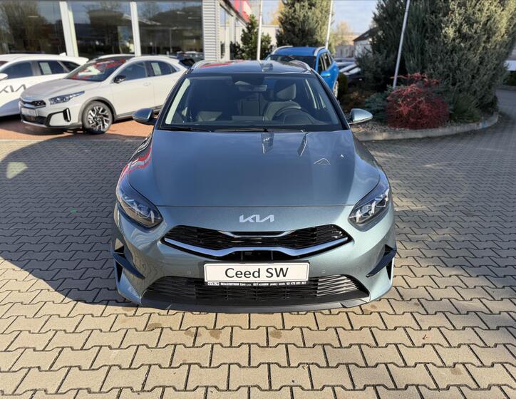KIA Ceed 9