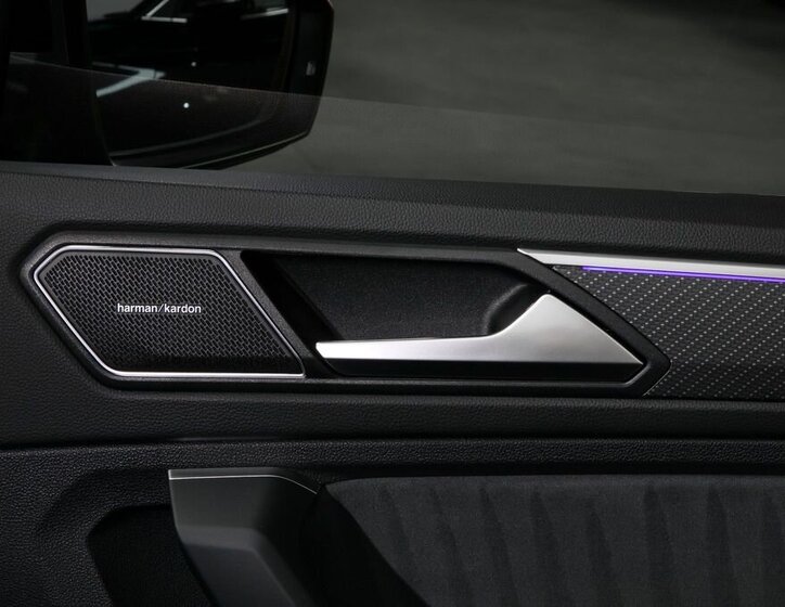 Volkswagen Tiguan SUV 2,0 l 235 kw