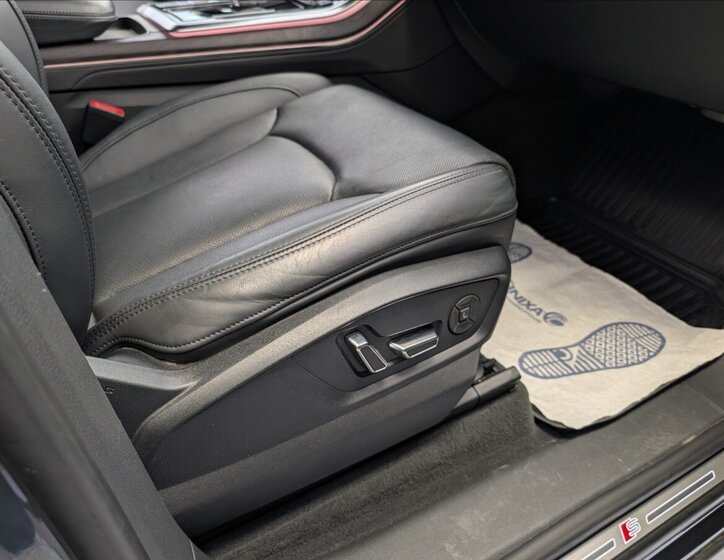 Audi Q8 Hatchback 3,0 l 250 kw