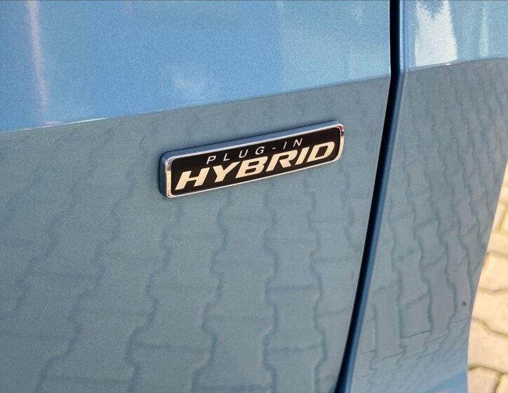 Ford Tourneo Connect MPV 1,5 l 110 kw