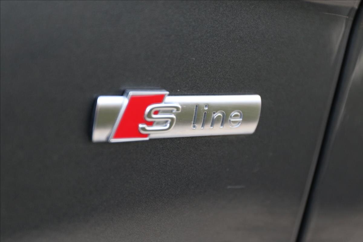 Audi Q5 SUV 2,0 l 150 kw