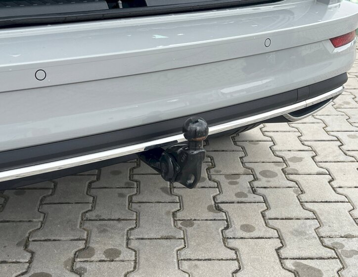 Škoda Karoq SUV / Terénní 1,5 l 110 kw