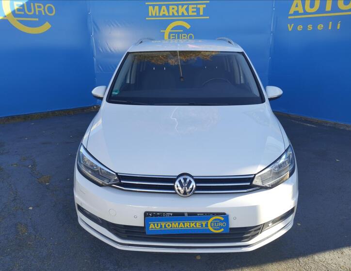 Volkswagen Touran 2