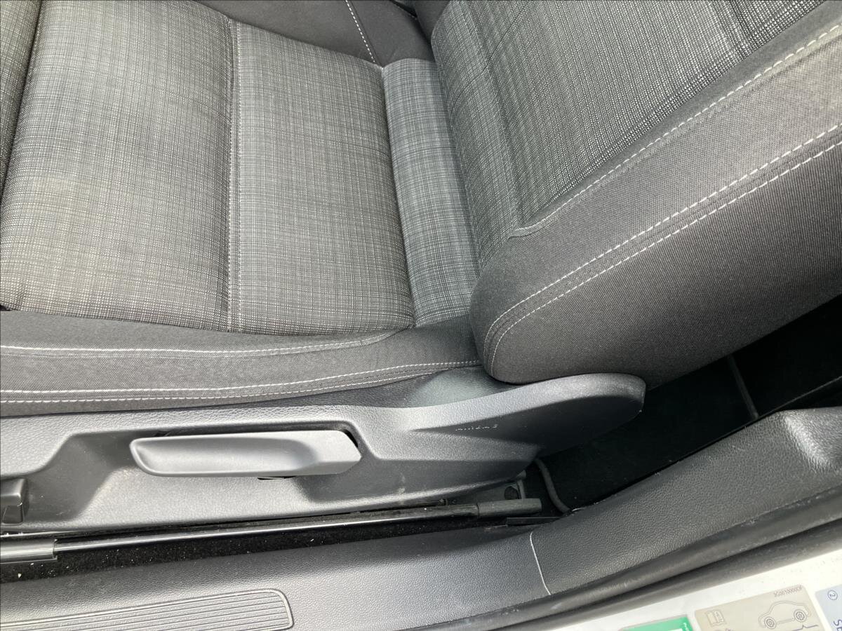 Volkswagen Passat Kombi 2,0 l 90 kw