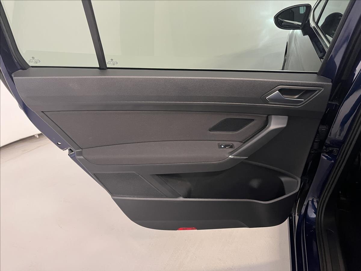 Volkswagen Touran VAN-Minibus 1,5 l 110 kw