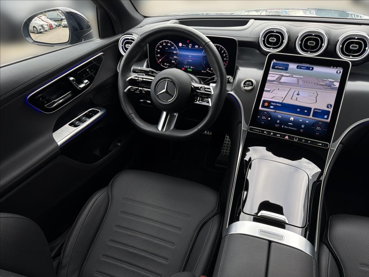 Mercedes-Benz GLC SUV / Terénní 2,0 l 145 kw