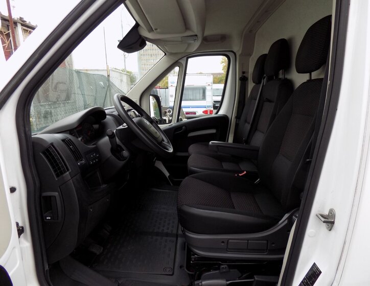 Peugeot Boxer 11