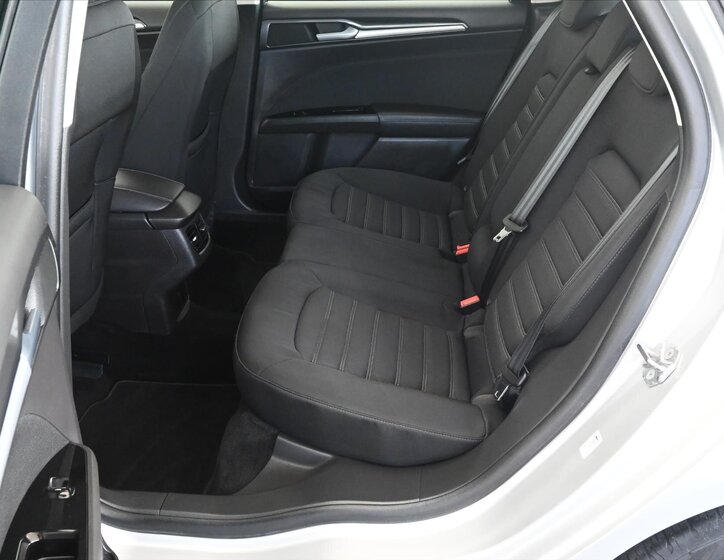 Ford Mondeo Kombi 2,0 l 110 kw