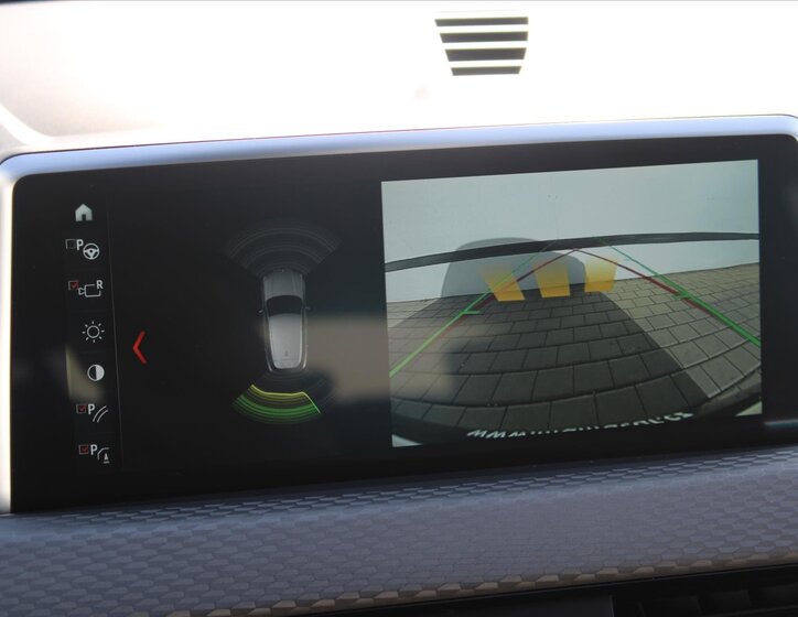 BMW X2 SUV / Terénní 2,0 l 140 kw