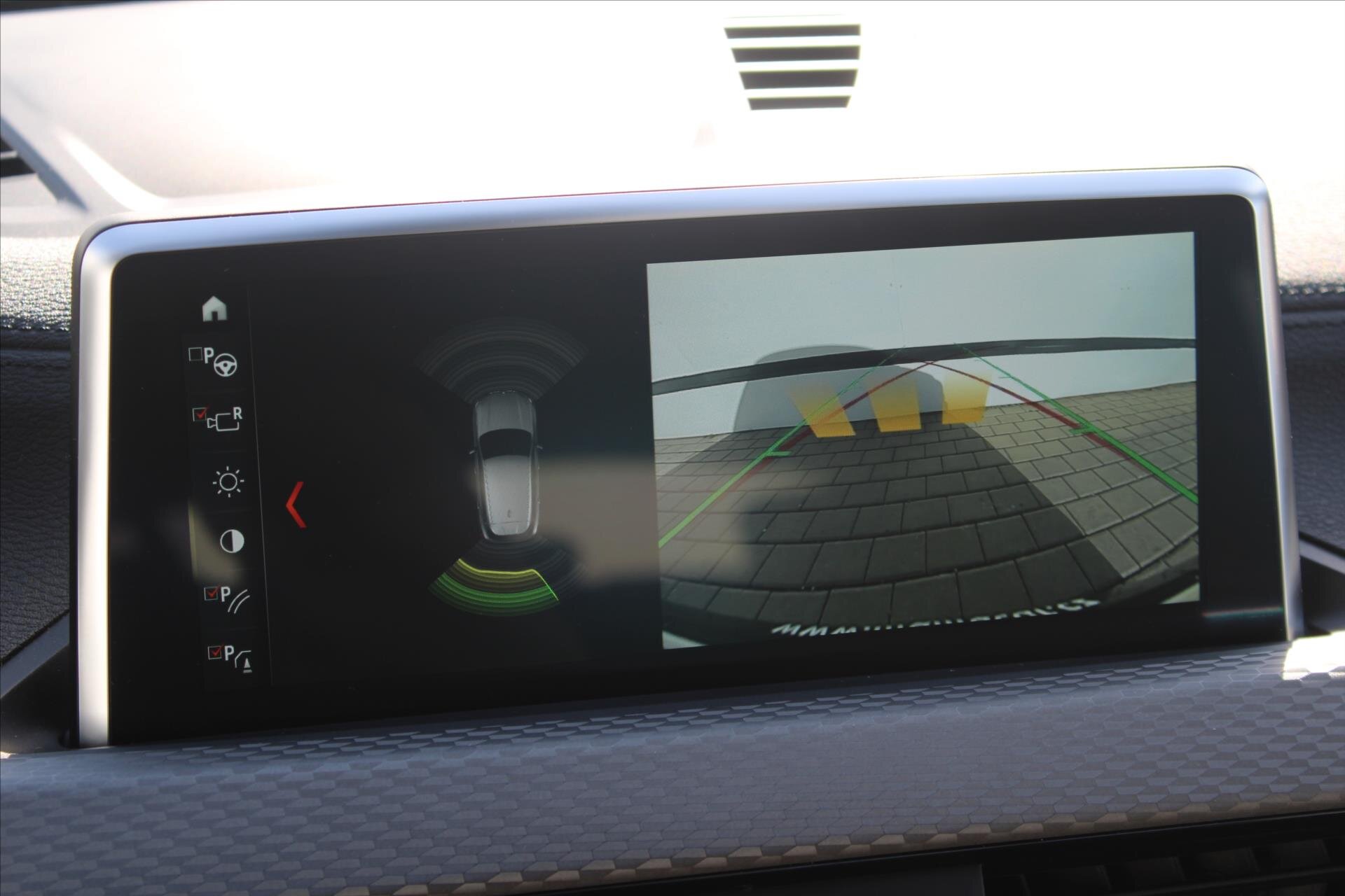 BMW X2 SUV / Terénní 2,0 l 140 kw