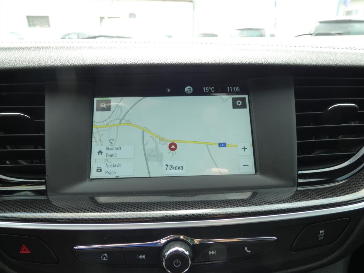 Opel Insignia Kombi 2,0 l 154 kw