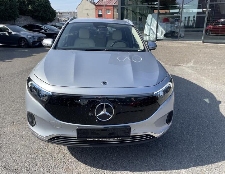 Mercedes-Benz EQA 2