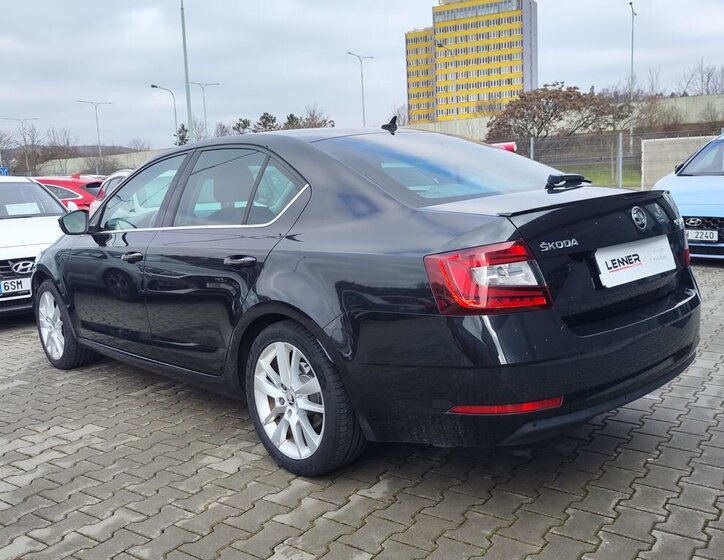 Škoda Octavia Liftback 1,8 l 132 kw