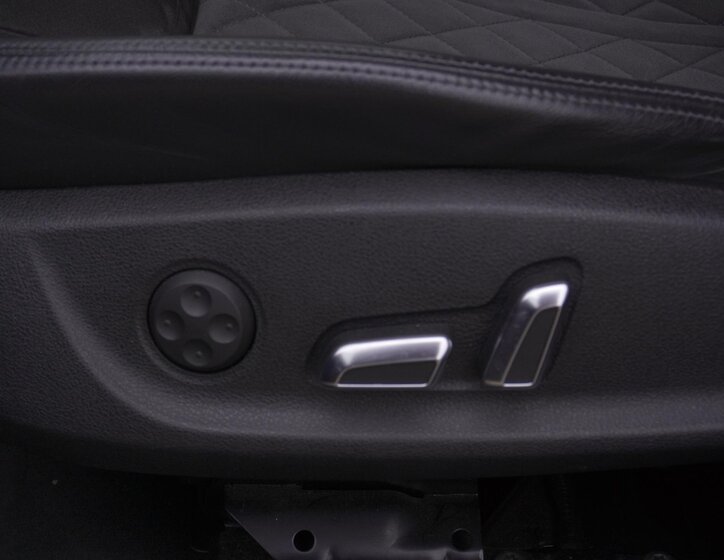 Audi RS 6 Hatchback 4,0 l 412 kw