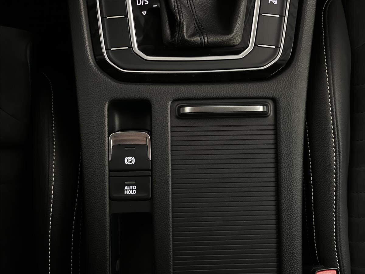 Volkswagen Passat Kombi 2,0 l 110 kw