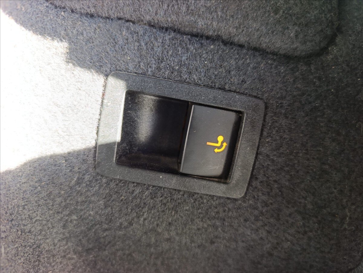 Škoda Karoq SUV / Terénní 2,0 l 110 kw