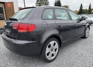 Audi A3 8