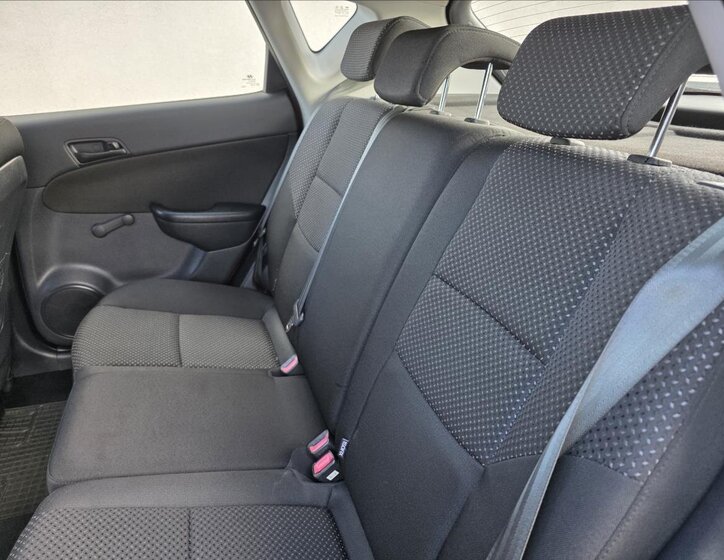 Hyundai i30 Hatchback 1,4 l 77 kw