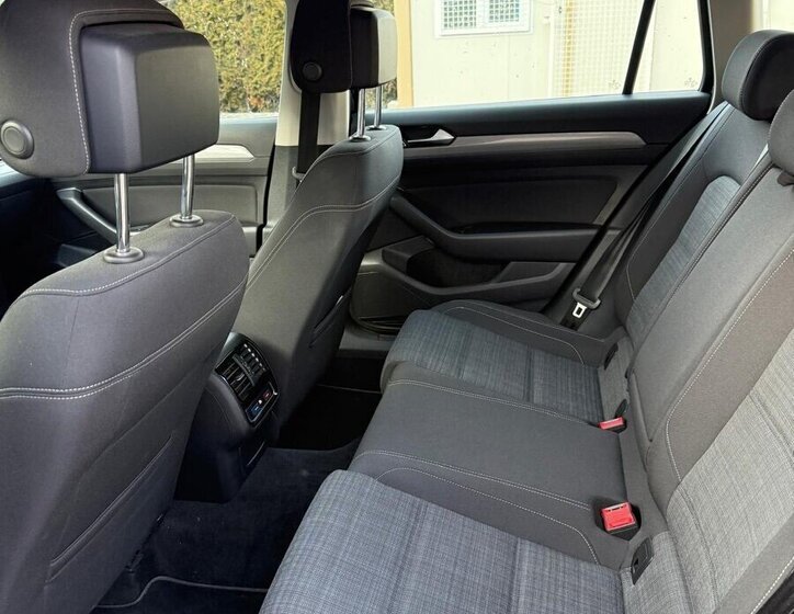 Volkswagen Passat Kombi 2,0 l 140 kw
