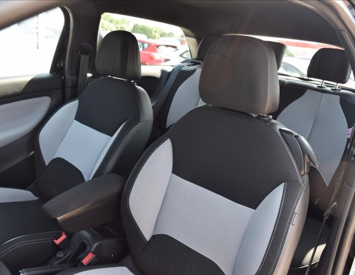 Citroën DS3 Hatchback 1,2 l 60 kw