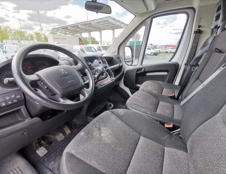 Peugeot Boxer 6