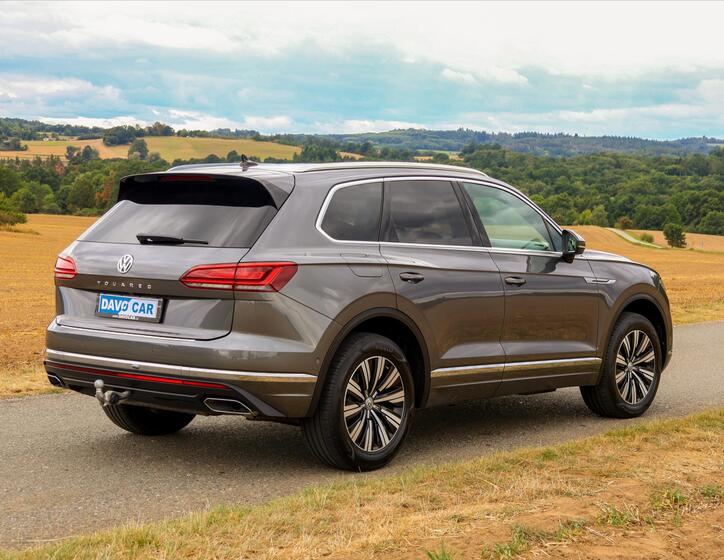 Volkswagen Touareg 7