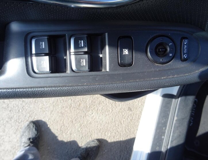 KIA Carens Kombi 1,6 l 99 kw