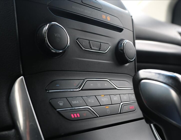 Ford Edge Kombi 2,0 l 154 kw