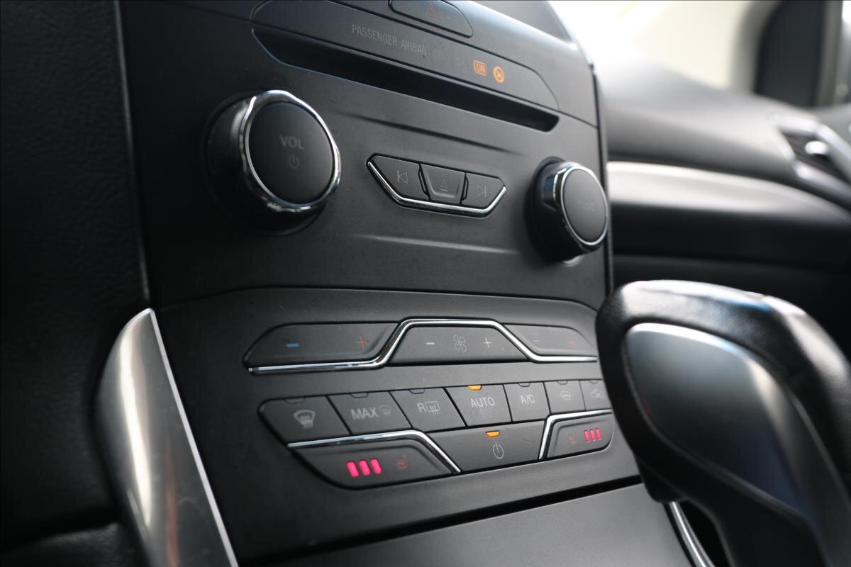 Ford Edge Kombi 2,0 l 154 kw