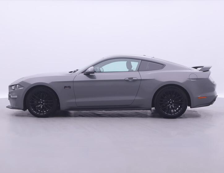 Ford Mustang 4