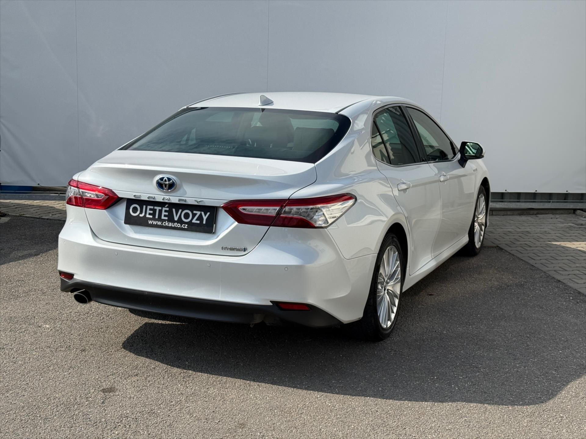 Toyota Camry Sedan / Limuzína 2,5 l 131 kw