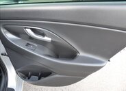 Hyundai i30 Liftback 1,6 l 100 kw