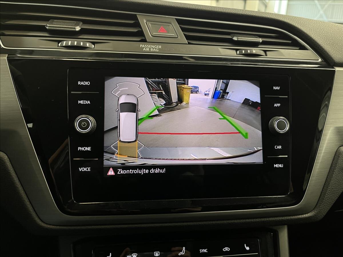 Volkswagen Touran MPV 1,5 l 110 kw