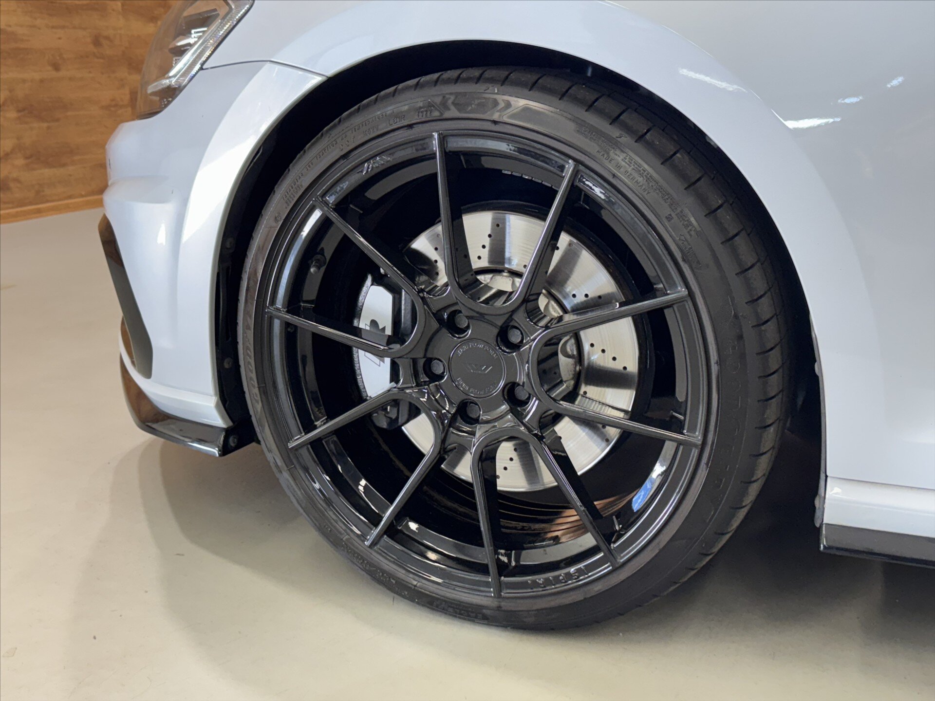 Volkswagen Golf Hatchback 2,0 l 228 kw