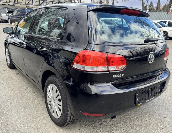 Volkswagen Golf Hatchback 1,6 l 77 kw