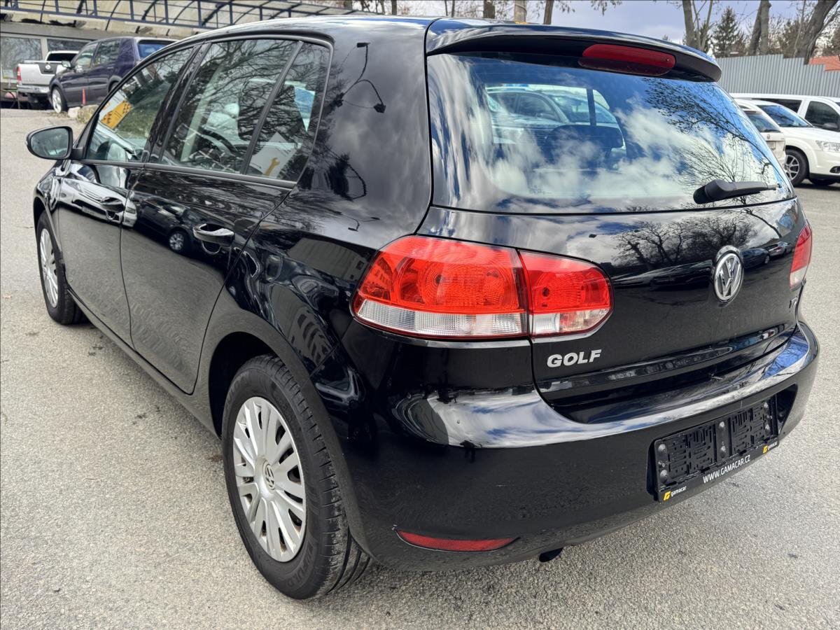 Volkswagen Golf Hatchback 1,6 l 77 kw