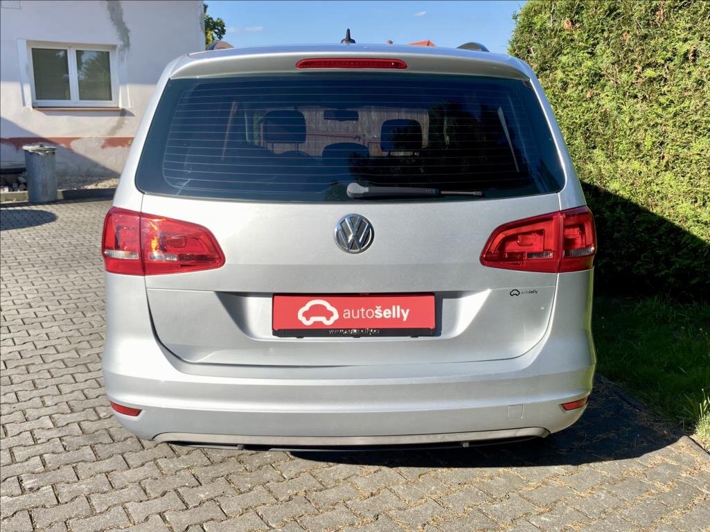 Volkswagen Sharan MPV 2,0 l 103 kw