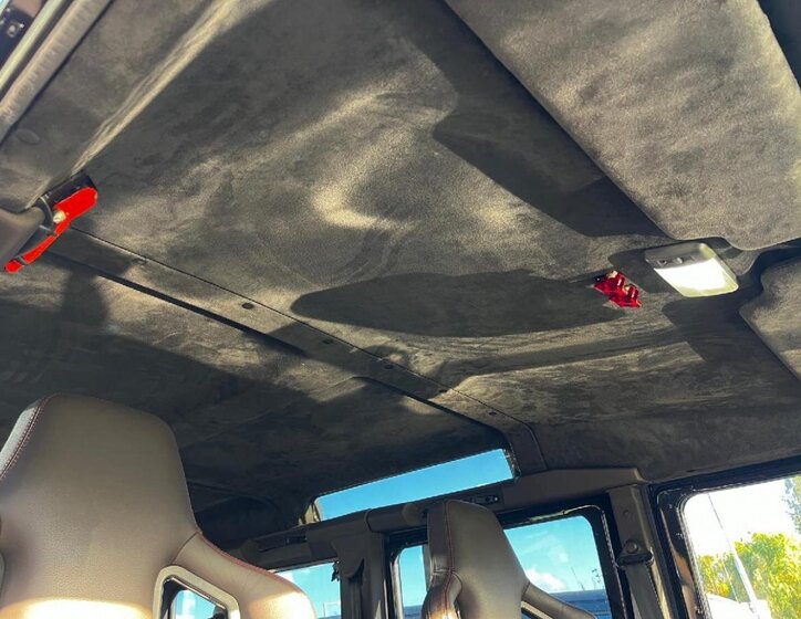 Land Rover Defender SUV / Terénní 2,2 l 90 kw