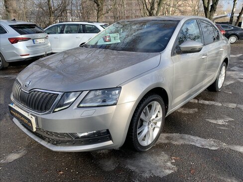 Škoda Octavia Sedan / Limuzína 2,0 l 110 kw