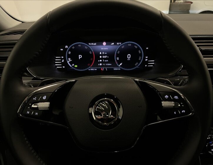 Škoda Superb Liftback 2,0 l 206 kw