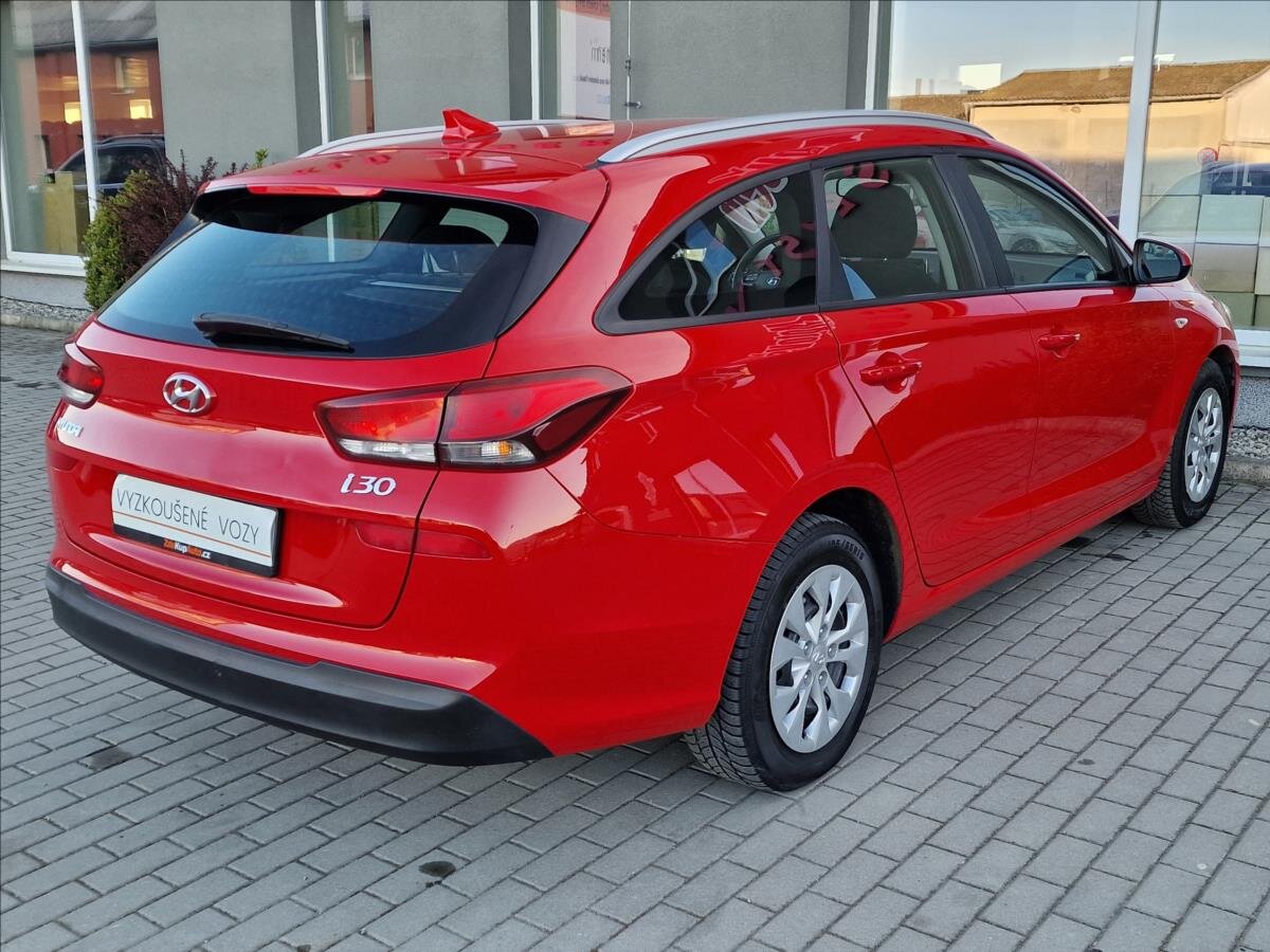Hyundai i30 Kombi 998,0 88 kw