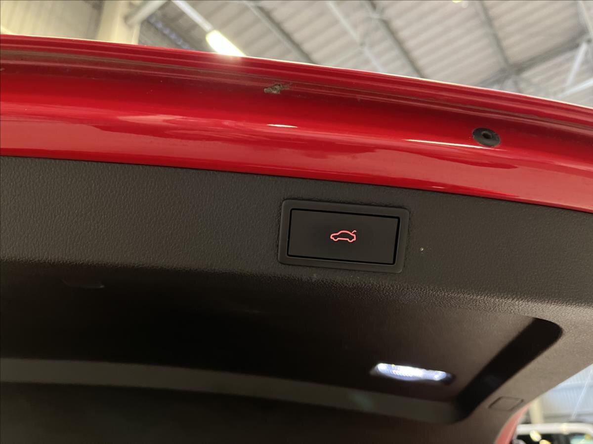 Škoda Superb Kombi 2,0 l 147 kw