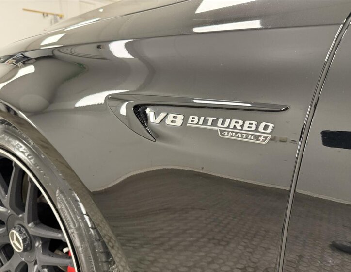 Mercedes-Benz Třídy E 32