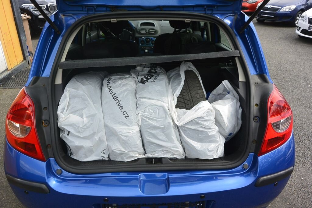 Renault Clio Hatchback 1,1 l 55 kw